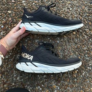 HOKA CLIFTON 7